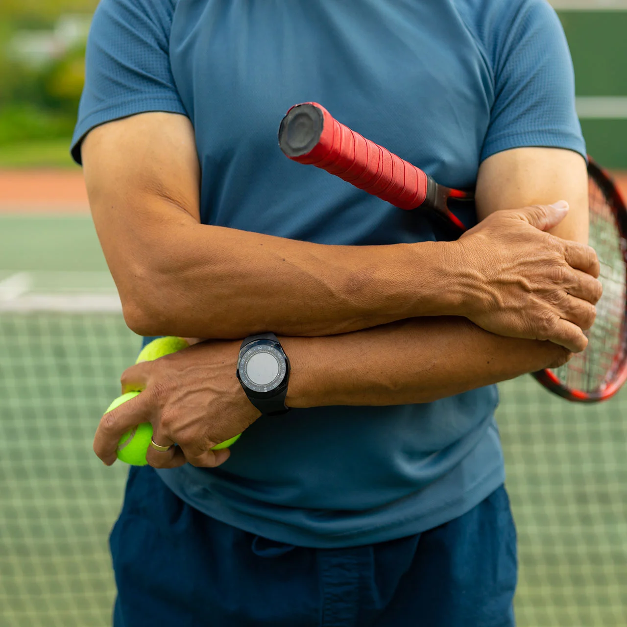 Pickleball Elbow vs. Tennis Elbow - Featured Image
